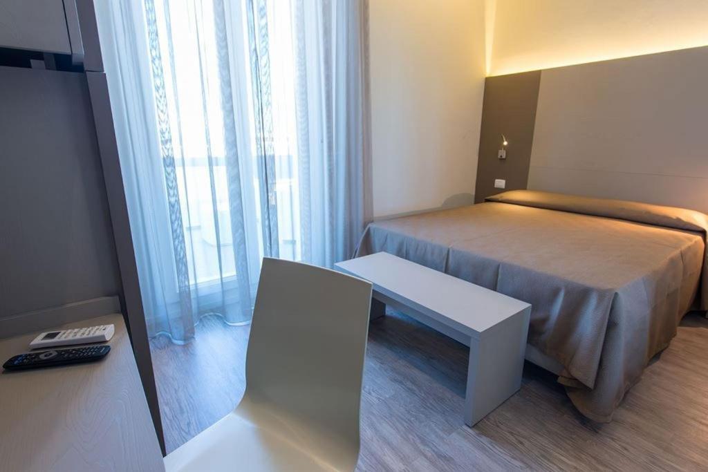 Hotel 2000 里米尼 外观 照片